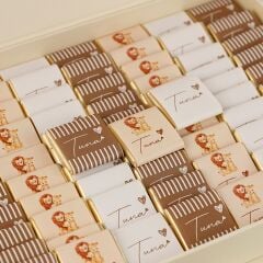 Aslan Temalı Dikdörtgen Kutuda Erkek Bebek Çikolatası