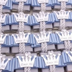 Taç  Temalı Standlı Kutuda Erkek Bebek Çikolatası