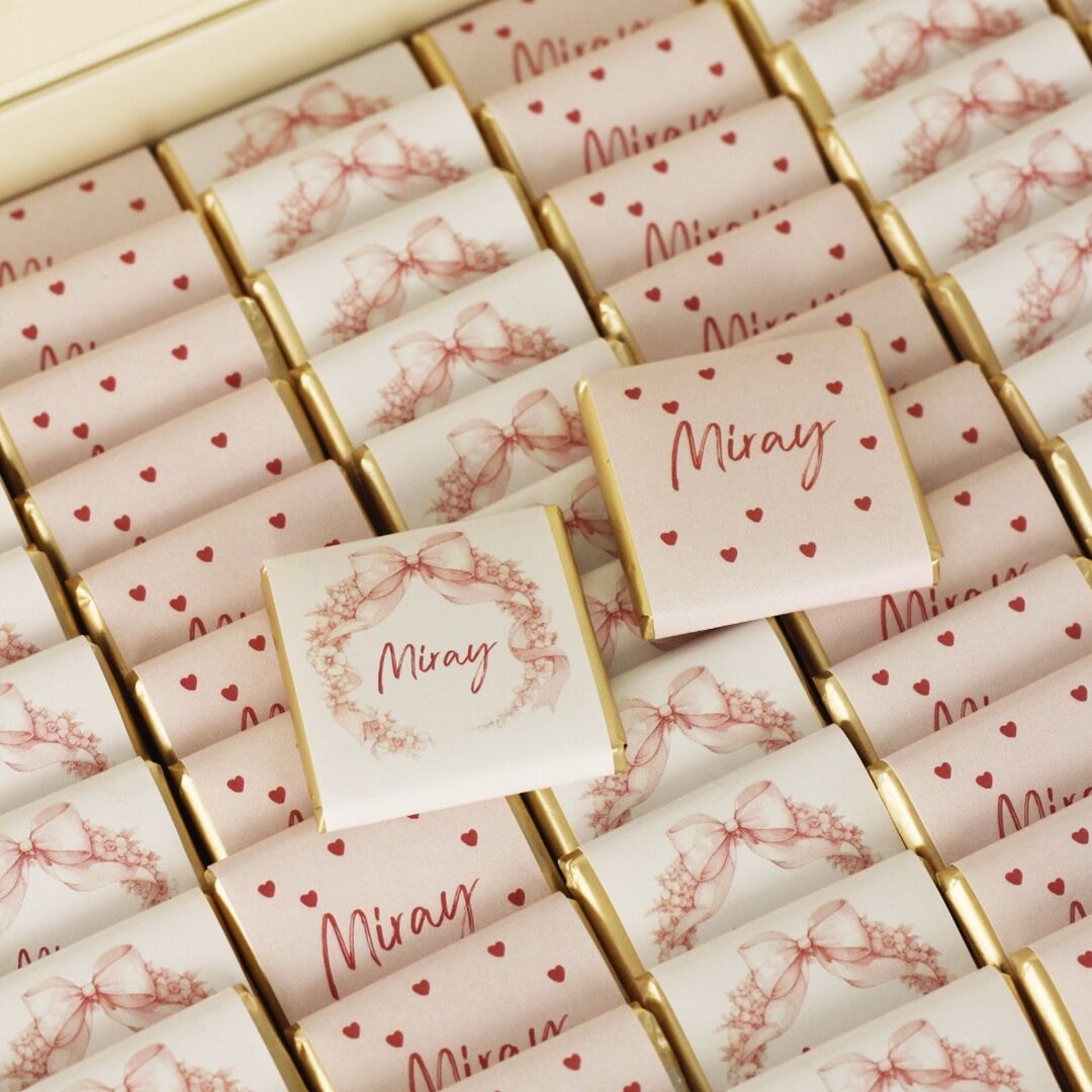 Kalp Temalı Dikdörtgen Kutuda Kız Bebek Çikolatası