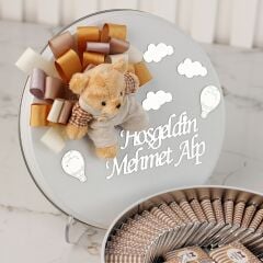 Ayıcık Temalı Baskılı Metal Kutuda Erkek Bebek Çikolatası