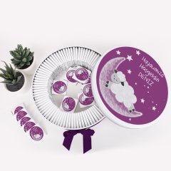 Kuzu Temalı Baskılı Metal Kutuda Kız Bebek Çikolatası