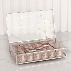 Tavşan Temalı Cam Kutuda Kız Bebek Çikolatası