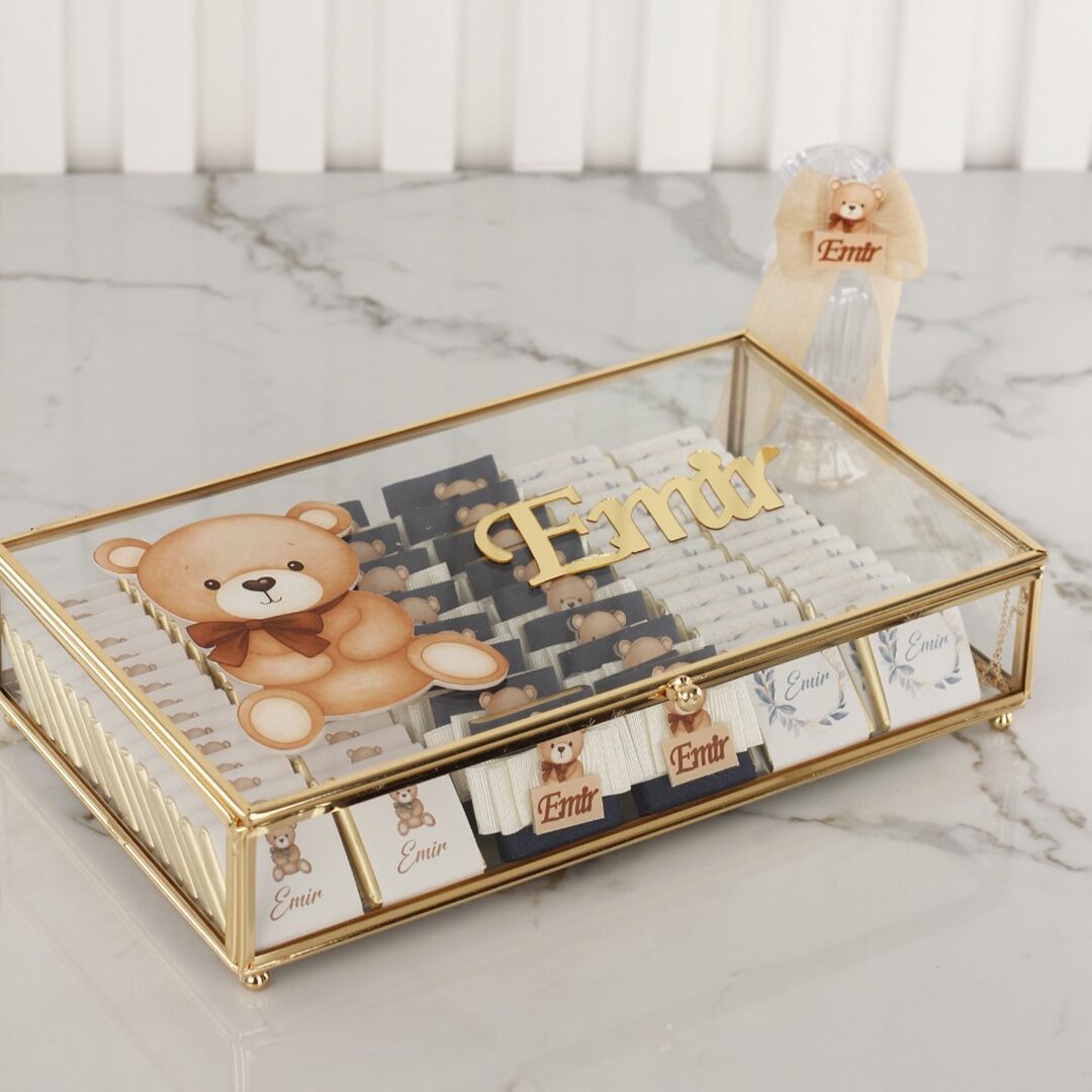 Ayıcık Temalı Cam Kutuda Erkek Bebek Çikolatası