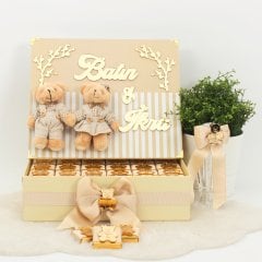 Ayıcık Temalı Standlı Kutuda Kız Bebek Çikolatası