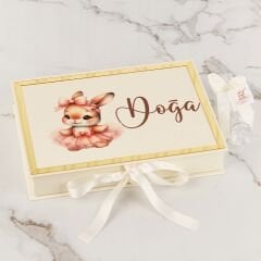 Tavşan Temalı Dikdörtgen Kutuda Kız Bebek Çikolatası