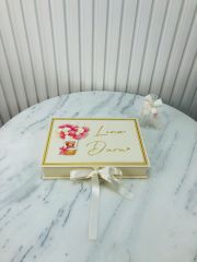 Ayıcık Temalı Dikdörtgen Kutuda Kız Bebek Çikolatası